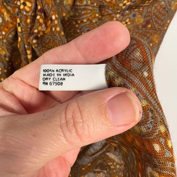 Nine West  Scarf Wrap Floral Fringed 70 X 19" Spring Summer Boho Gauze NWOT - Picture 7 of 9